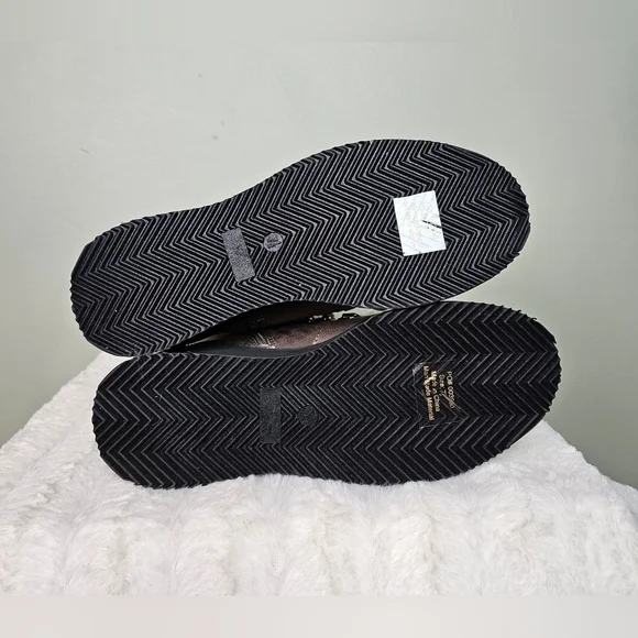 Journee Collection Womens KANNON Lace Up Vegan Fur Winter & Snow Boots TAUPE 7.5 - Picture 8 of 13